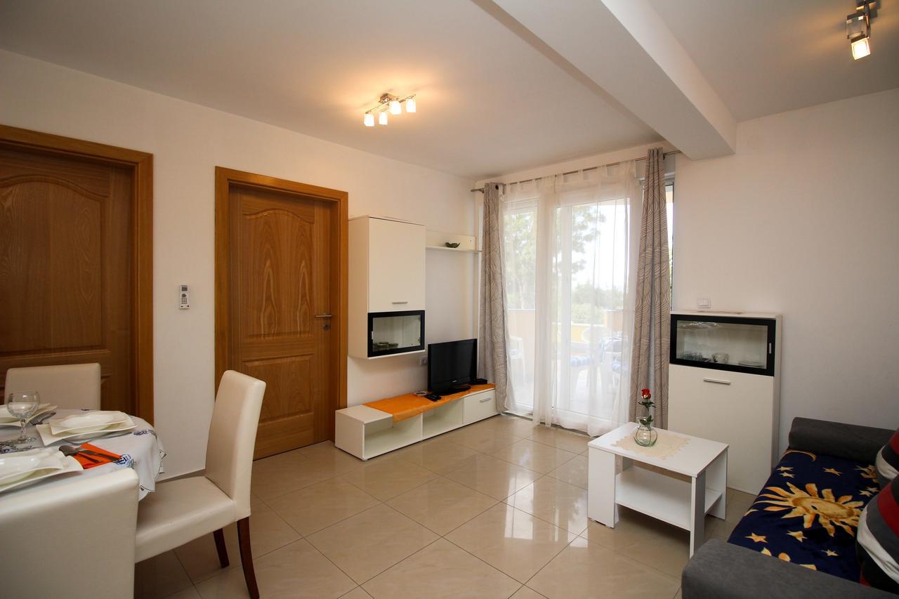 Apartments Koritnik Punat Exterior foto