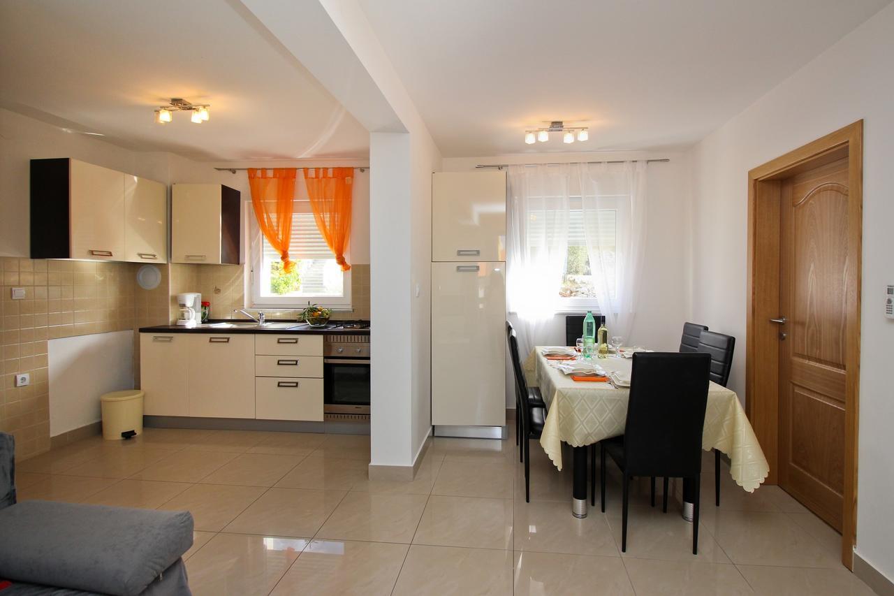 Apartments Koritnik Punat Exterior foto