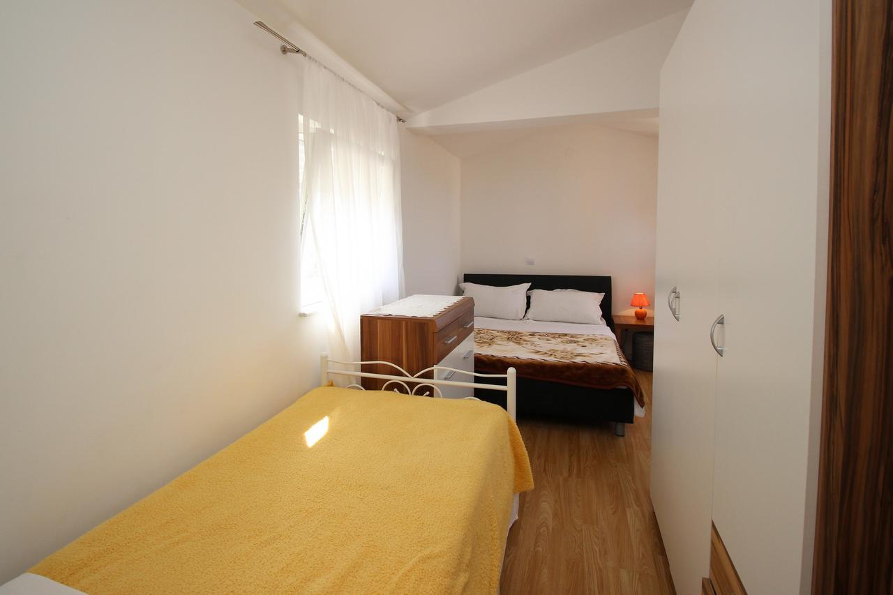 Apartments Koritnik Punat Exterior foto