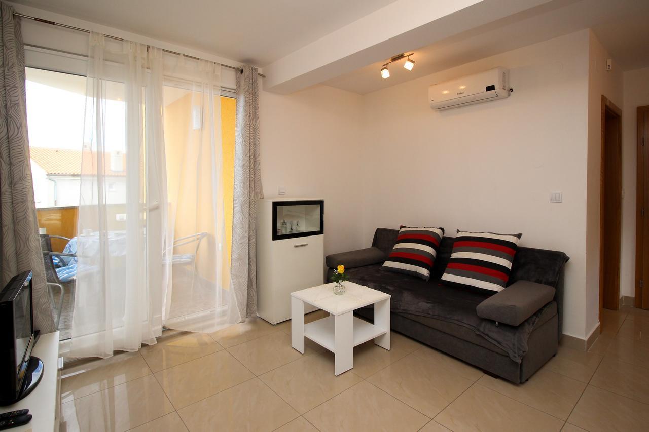 Apartments Koritnik Punat Exterior foto